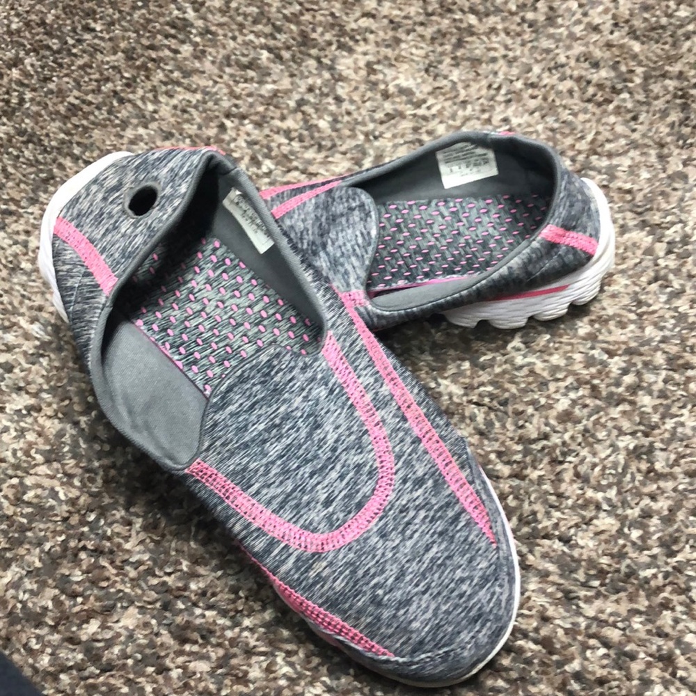 Comfy light shoes